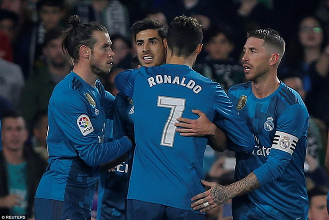Real Madrid giành chiến thắng kịch tính ngay trên sân Real Betis ảnh 1