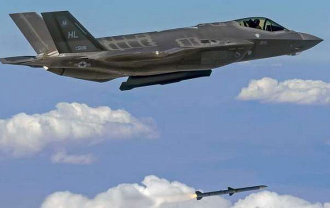 NATO tăng 10% số lượng các chuyến bay do thám trong năm 2018 ảnh 1