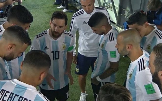 Rojo tiết lộ Messi đã 'chỉ đạo' những gì trong giờ nghỉ giải lao ảnh 1