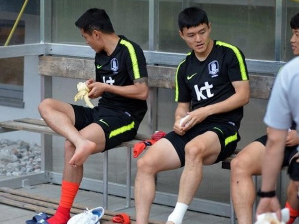Bí quyết hồi phục năng lượng nhanh chóng của tuyển Hàn Quốc ảnh 1