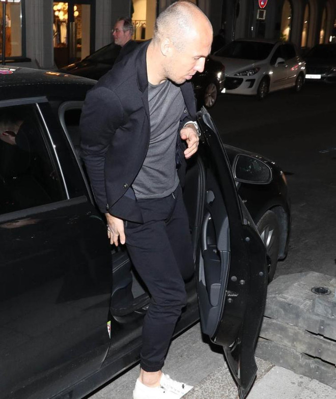 Cầu thủ Bayern Munich bí mật ăn mừng chức vô địch thứ 28 ảnh 7