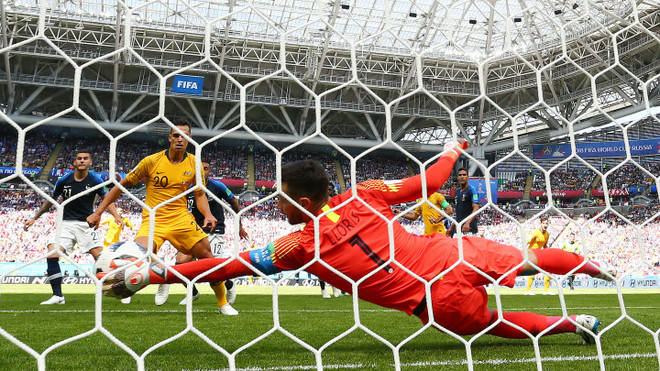 Đội tuyển Pháp nhọc nhằn đánh bại Australia bằng công nghệ ảnh 2