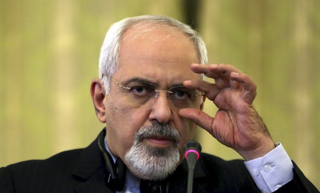 Ngoại trưởng Iran Mohammad Javad Zarif. (Nguồn: almanar.com.lb) Iran tuyên bố sẽ đáp trả nếu Mỹ rút khỏi thỏa thuận hạt nhân ảnh 1