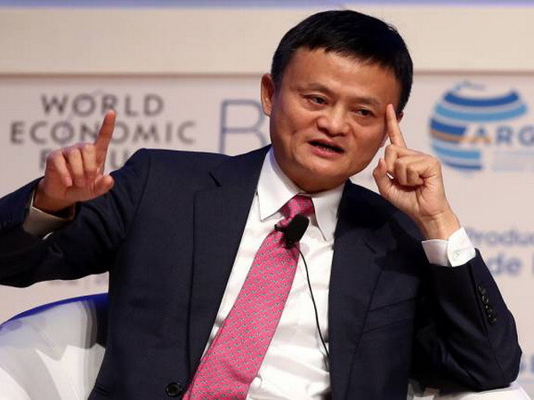 Jack Ma: Những người thông minh cần một 'kẻ ngốc' dẫn dắt họ ảnh 1