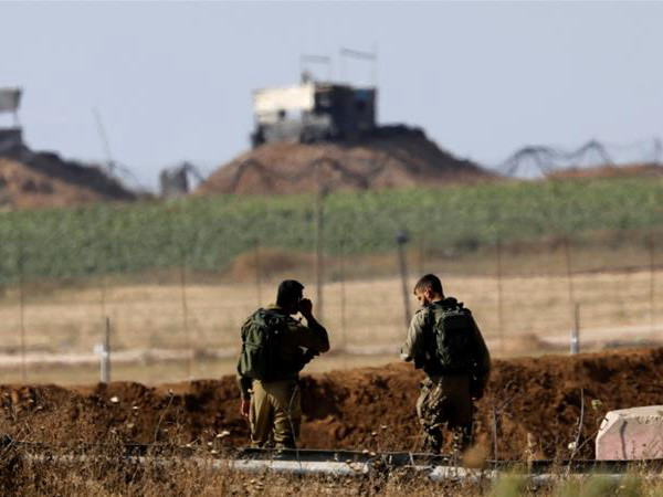 Israel cáo buộc Palestine tiếp tục nã hàng loạt rocket từ Dải Gaza ảnh 1