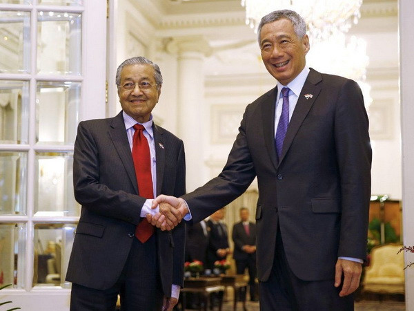 Malaysia và Singapore luôn là những đối tác thương mại chủ chốt ảnh 1