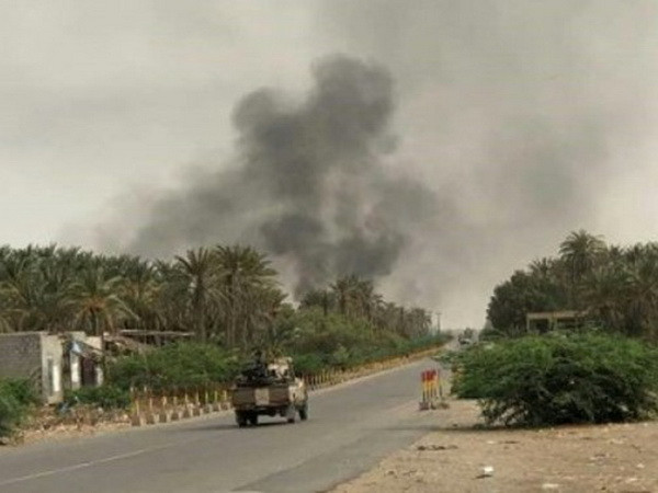 UAE tạm ngừng chiến dịch tấn công tại thành phố Hodeida của Yemen ảnh 1