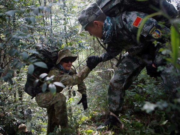 Trung Quốc và Australia tiến hành tập trận chung Pandaroo 2018 ảnh 1