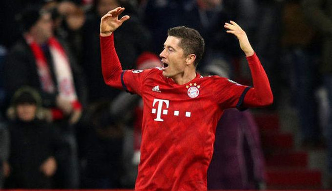 Lewandowski cán mốc lịch sử trong ngày Bayern thắng hủy diệt ảnh 1