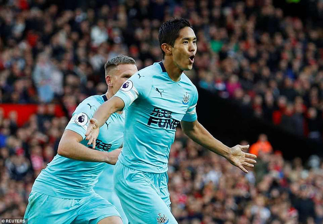 M.U ngược dòng giành chiến thắng ngoạn mục tại Old Trafford ảnh 2