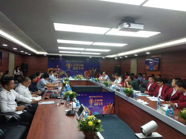 Quang cảnh buổi họp báo công bố giải thưởng Cúp Chiến thắng 2018. (Ảnh: Vietnam+) Nhiều gương mặt sáng giá tranh giải thưởng Cúp Chiến thắng 2018 ảnh 1