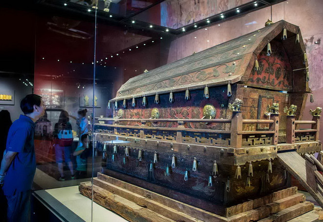 Phát hiện khu mộ cổ 2.000 năm tuổi hiếm thấy tại Trung Quốc ảnh 1