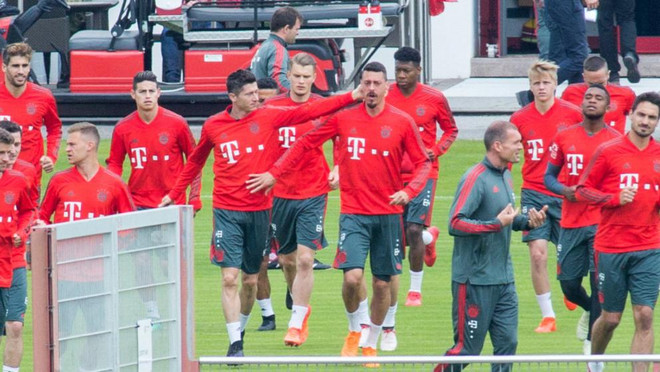 Sao Bayern khóc khi không được gọi lên tuyển Đức dự World Cup ảnh 2