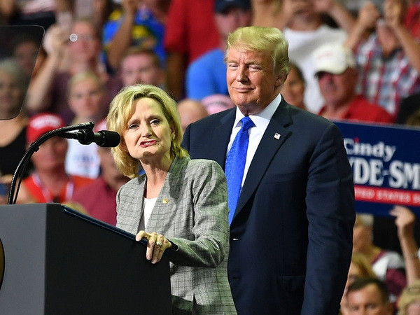 Ông Trump tới Mississippi vận động tranh cử cho ứng cử viên Cộng hòa ảnh 1