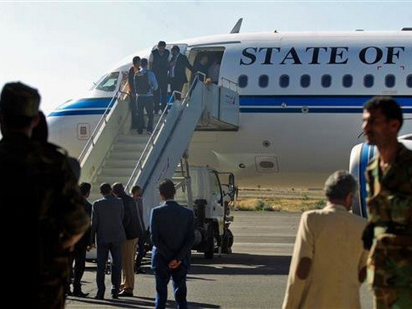 Phái đoàn phiến quân Houthi tới Thụy Điển tham gia đàm phán hòa bình ảnh 1