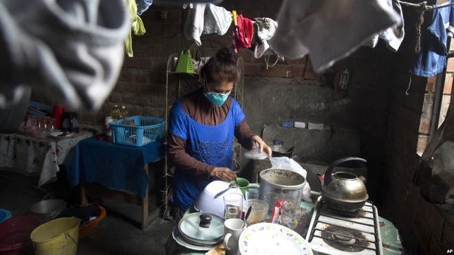 WB: Số người nghèo cùng cực trên thế giới xuống mức thấp nhất ảnh 1