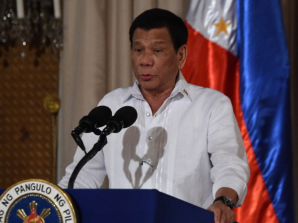 Người dân Philippines ủng hộ chiến dịch chống tội phạm ma túy ảnh 1