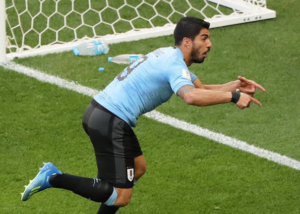 Uruguay vs Saudi Arabia 1-0: Nga và Uruguay thẳng tiến vòng 1/8 ảnh 1