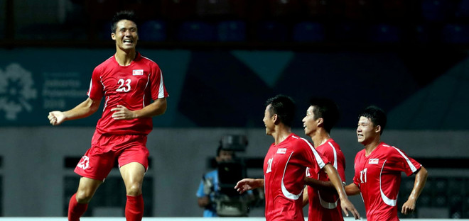 Malaysia thua đau trước Nhật Bản, Triều Tiên thẳng tiến tứ kết ảnh 2