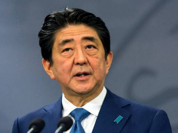 Thủ tướng Nhất Bản Shinzo Abe vẫn thận trọng sau tuyên bố của Triều Tiên. (Nguồn: Getty Images) Triều Tiên dừng các cuộc thử nghiệm hạt nhân: Thắp thêm hy vọng ảnh 3