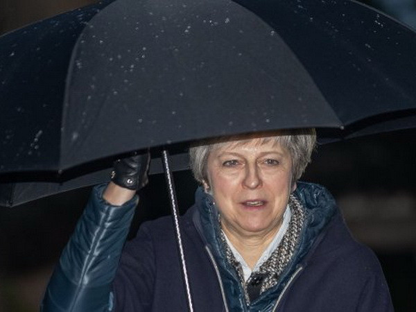 Đa số nghị sỹ đảng Bảo thủ Anh ủng hộ Thủ tướng Theresa May ảnh 1
