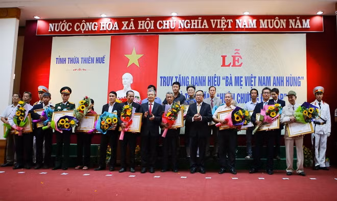 Thừa Thiên-Huế: Truy tặng 108 mẹ danh hiệu Bà mẹ Việt Nam Anh hùng ảnh 2