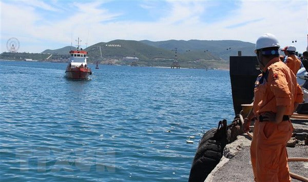 Cấp cứu kịp thời thuyền viên người nước ngoài bị tai nạn trên biển ảnh 1