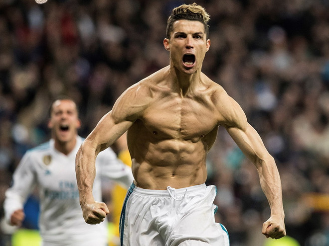 Ronaldo ăn mừng sau khi ghi bàn thắng vào lưới Juventus. (Nguồn: EPA) Ronaldo lại thiết lập nên hàng loạt kỷ lục tại Champions League ảnh 1
