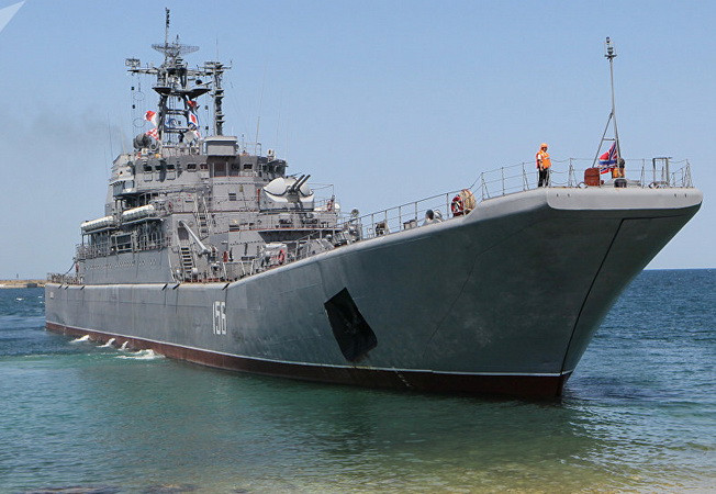 Tàu chở hàng Sierra Leone va chạm tàu chiến Nga trên Biển Aegea ảnh 1