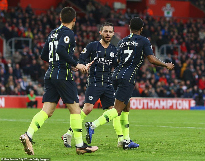 Pogba lập cú đúp, Manchester United thắng trận thứ 3 liên tiếp ảnh 4
