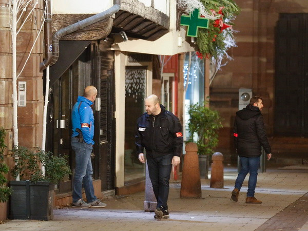 Vụ nổ súng ở Strasbourg: Đối tượng tấn công đã nhiều lần bị kết án ảnh 1