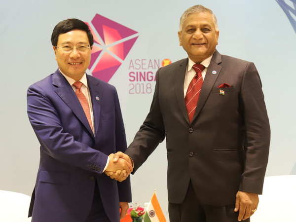 Phó Thủ tướng gặp song phương Bộ trưởng Ấn Độ, Philippines và Brunei ảnh 1