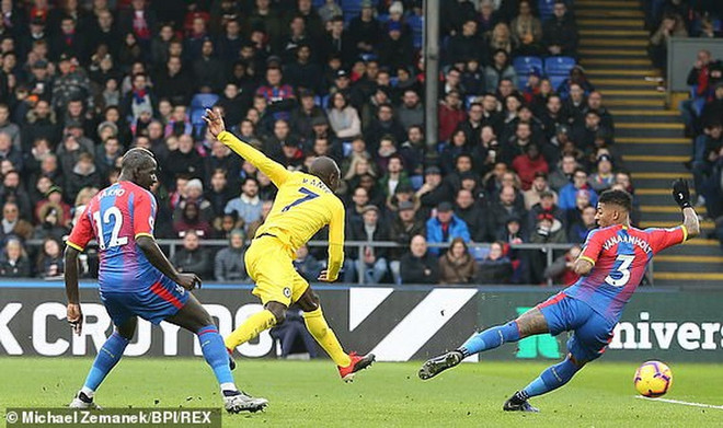 Kante tỏa sáng, Chelsea ‘phả hơi nóng’ vào tốp 3 Premier League ảnh 2