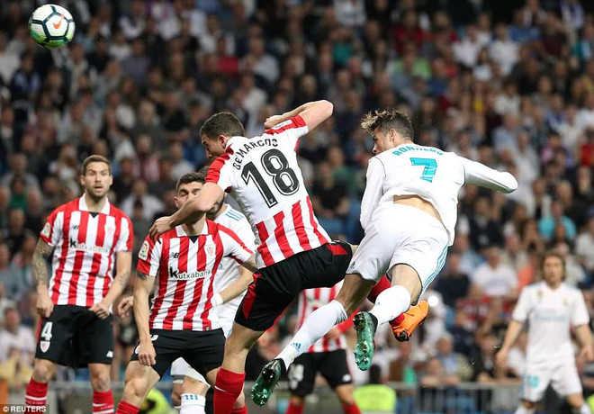 Real Madrid lại phải trải qua một trận đấu chật vật. (Nguồn: Reuters) Ronaldo lập công, Real Madrid thoát thua ngay trên sân nhà ảnh 2