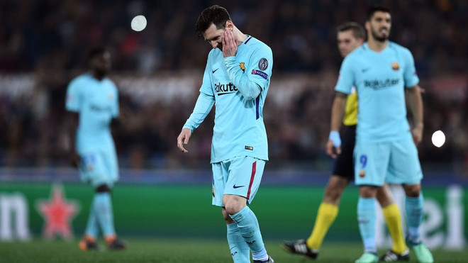 Messi và đồng đội lại phải dừng bước từ vòng tứ kết. (Nguồn: AFP/Getty Images) Video cận cảnh Barcelona cay đắng chia tay Champions League ảnh 1