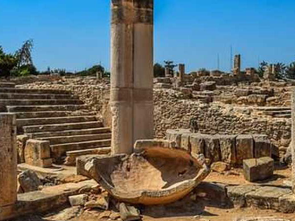 Phát hiện mộ cổ tập thể thuộc nền văn minh Inca ở Peru ảnh 1