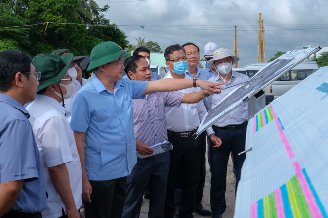 Phó Thủ tướng Lê Minh Khái đôn đốc tiến độ các dự án tại Cần Thơ ảnh 1