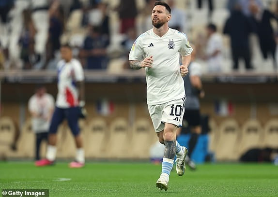 Messi lập nên cột mốc mới trong lịch sử. Lionel Messi lập kỷ lục ngay trước trận chung kết World Cup 2022 ảnh 1