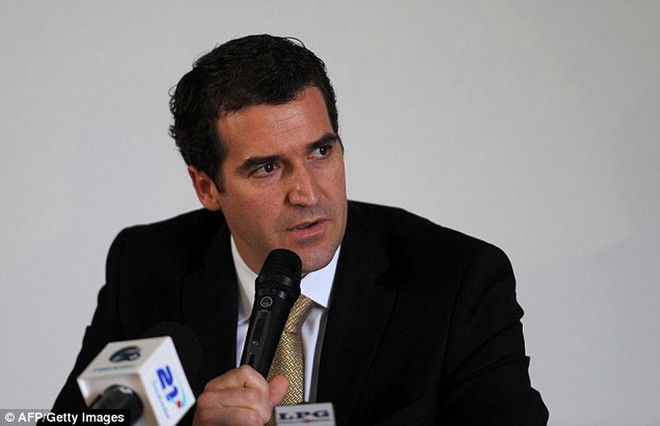 Đình chỉ nhiều quan chức dính líu đến vụ bê bối của FIFA ảnh 1