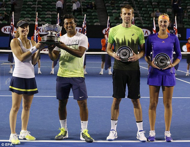 Cựu số một thế giới Martina Hingis trở lại đỉnh cao sau 9 năm ảnh 4