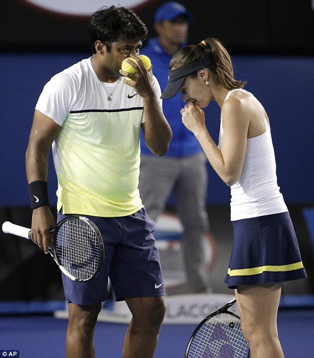 Cựu số một thế giới Martina Hingis trở lại đỉnh cao sau 9 năm ảnh 3