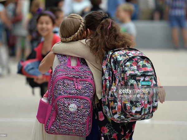 Pháp: Sỹ số mỗi lớp ở bậc lớp 1 không vượt quá 12 học sinh ảnh 1