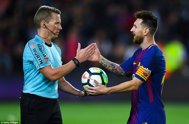 Lionel Messi lập poker, Barcelona 'chôn vùi' Eibar tại Nou Camp ảnh 1