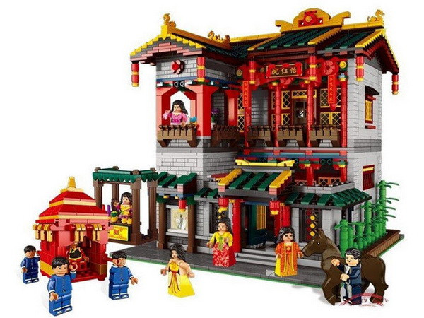 Hãng đồ chơi Trung Quốc gây sốc với bộ xếp hình LEGO "kỹ viện" ảnh 1