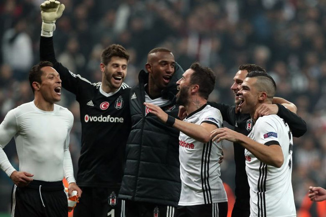 Champions League: Thêm 2 đội bóng giành vé vào vòng knock-out ảnh 2