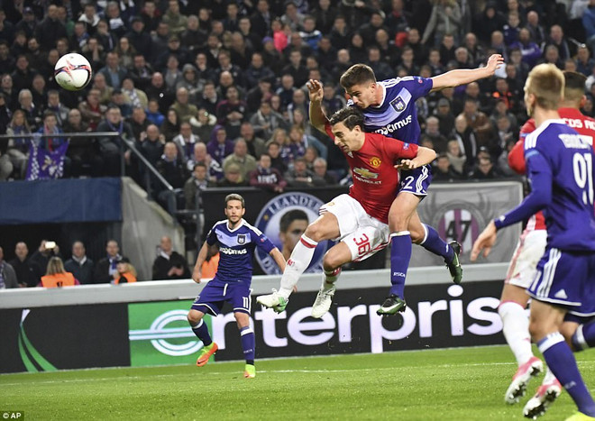 M.U đánh rơi chiến thắng trước Anderlecht ở những phút cuối ảnh 4