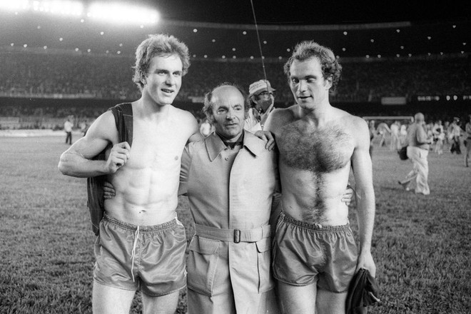 Giám đốc điều hành Bayern: Chỉ còn Real xếp phía trên chúng tôi ảnh 3