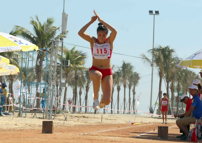 Vượt mặt nhà vô địch, Vũ Thị Mến giành HCV thứ 23 cho Việt Nam ảnh 1