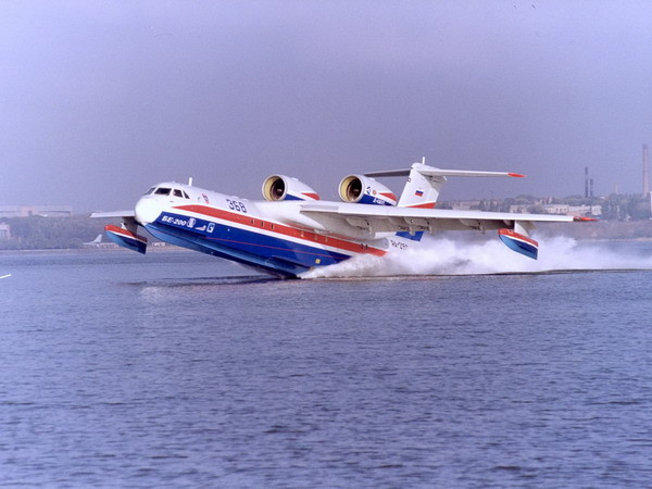 Các nước Mỹ Latinh muốn mua thủy phi cơ, xe bọc thép của Nga ảnh 1