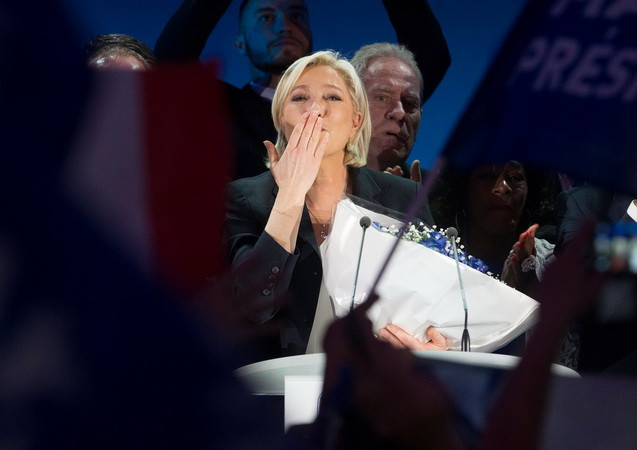 Truyền thông đánh giá cơ hội của 2 ứng cử viên Macron và Le Pen ảnh 3